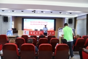 防詐宣傳進(jìn)社區(qū) 義剪服務(wù)暖人心
