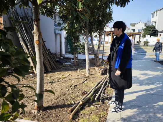 和平村：網(wǎng)格耐心勸導 拆除私占公共用地